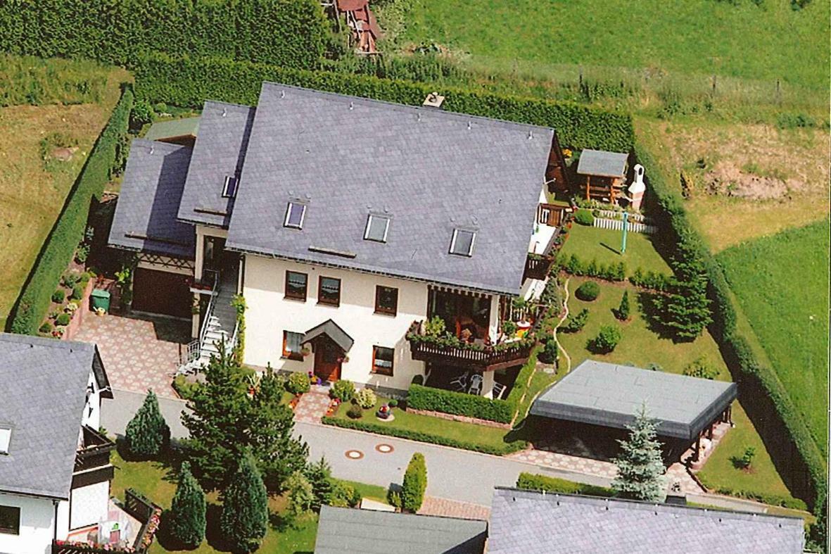 Ferienwohnung Edelmann Markersbach エクステリア 写真